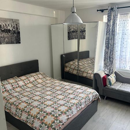 Cosy 2-Bedroom Flat In Finsbury Park, Modern, Convenient & Close To Central London! Екстер'єр фото