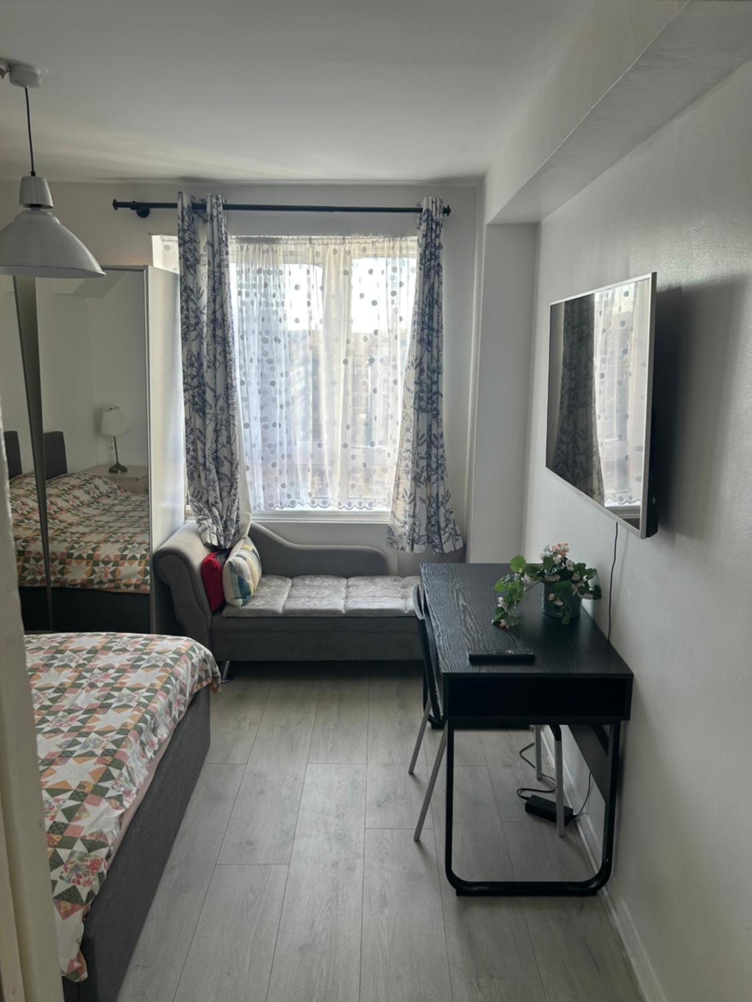 Cosy 2-Bedroom Flat In Finsbury Park, Modern, Convenient & Close To Central London! Екстер'єр фото