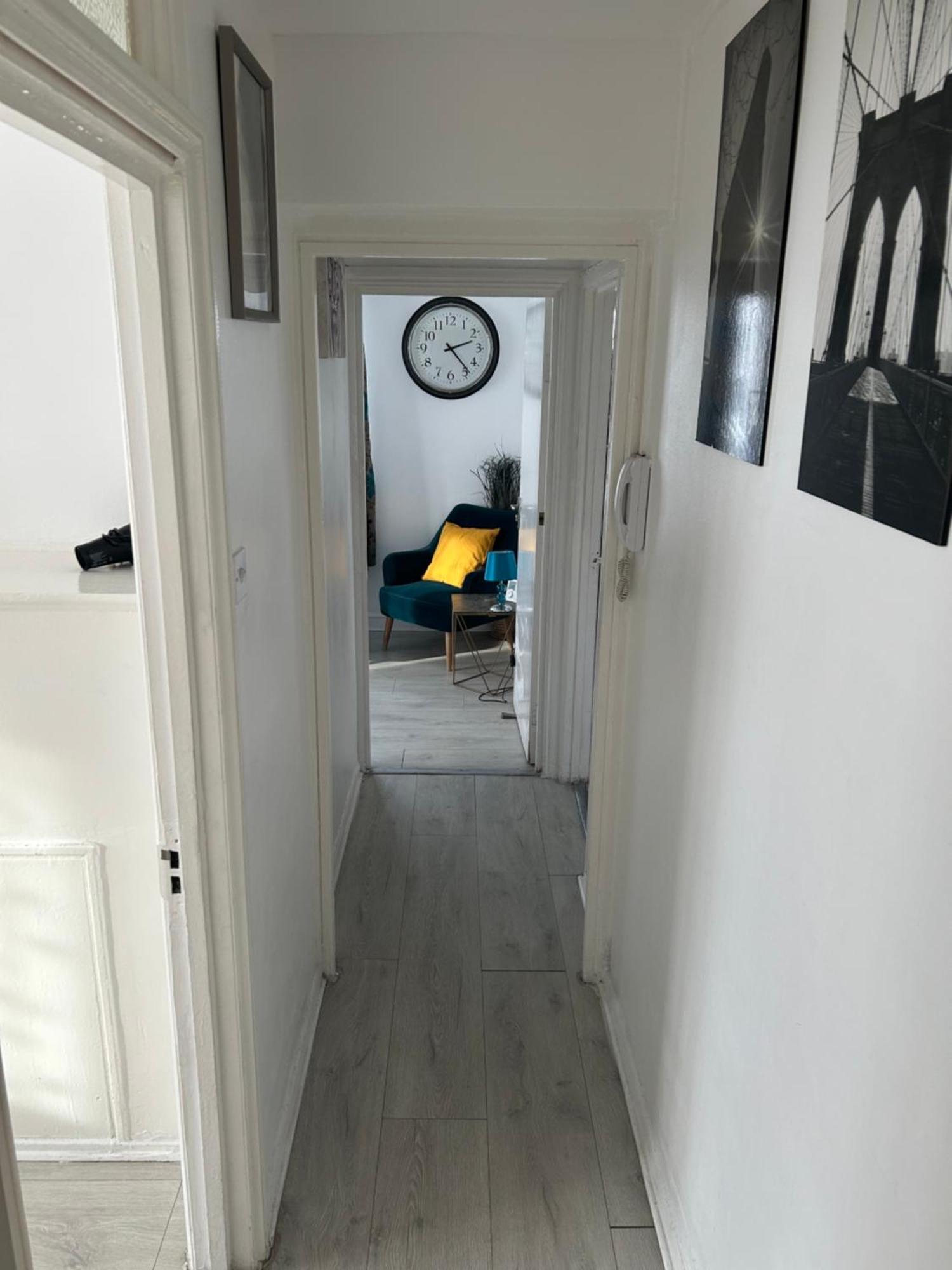 Cosy 2-Bedroom Flat In Finsbury Park, Modern, Convenient & Close To Central London! Екстер'єр фото